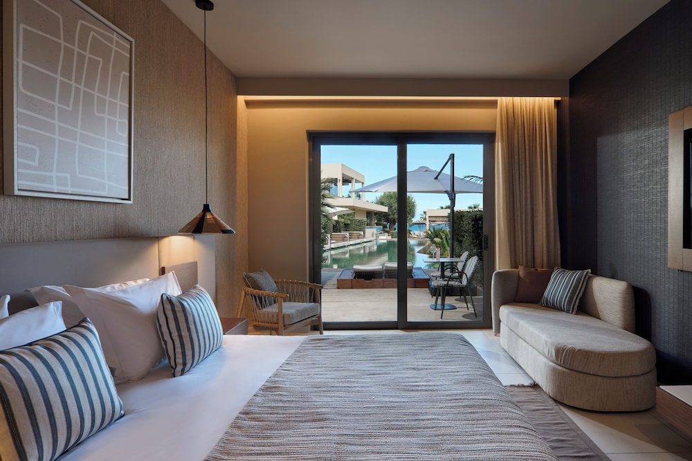 Swim Out, Lagoon, Superior, 3 Beds، APHI KALLI Resort 3/10