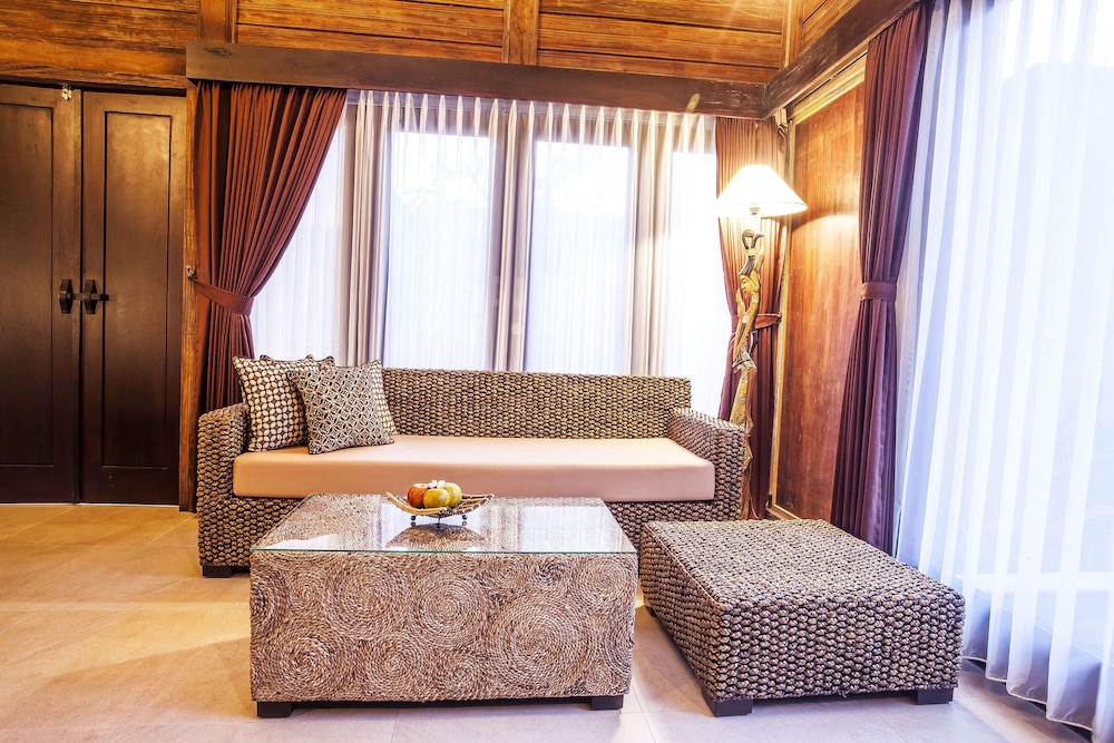 Sri Abi Ratu Villa 33/50