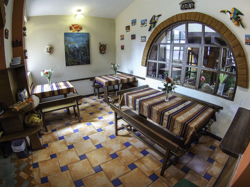 La Casa Del Arupo 51/66