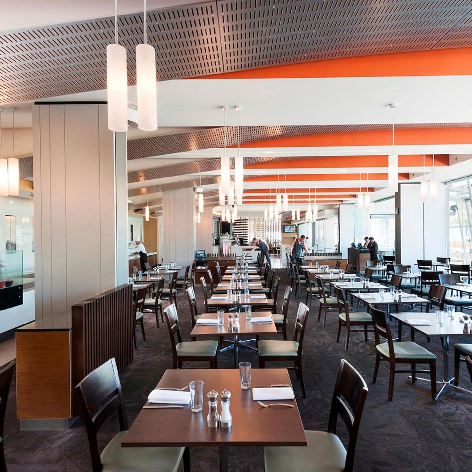 CROWN PROMENADE PERTH 45/55