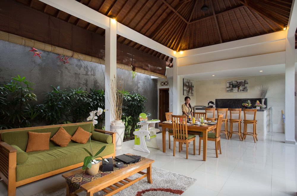 Sandi Agung Villa 27/50