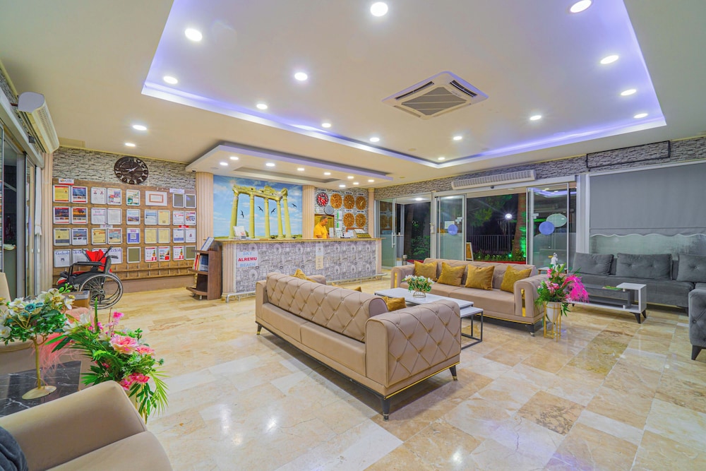 Sayanora Hotel & Park 26/50