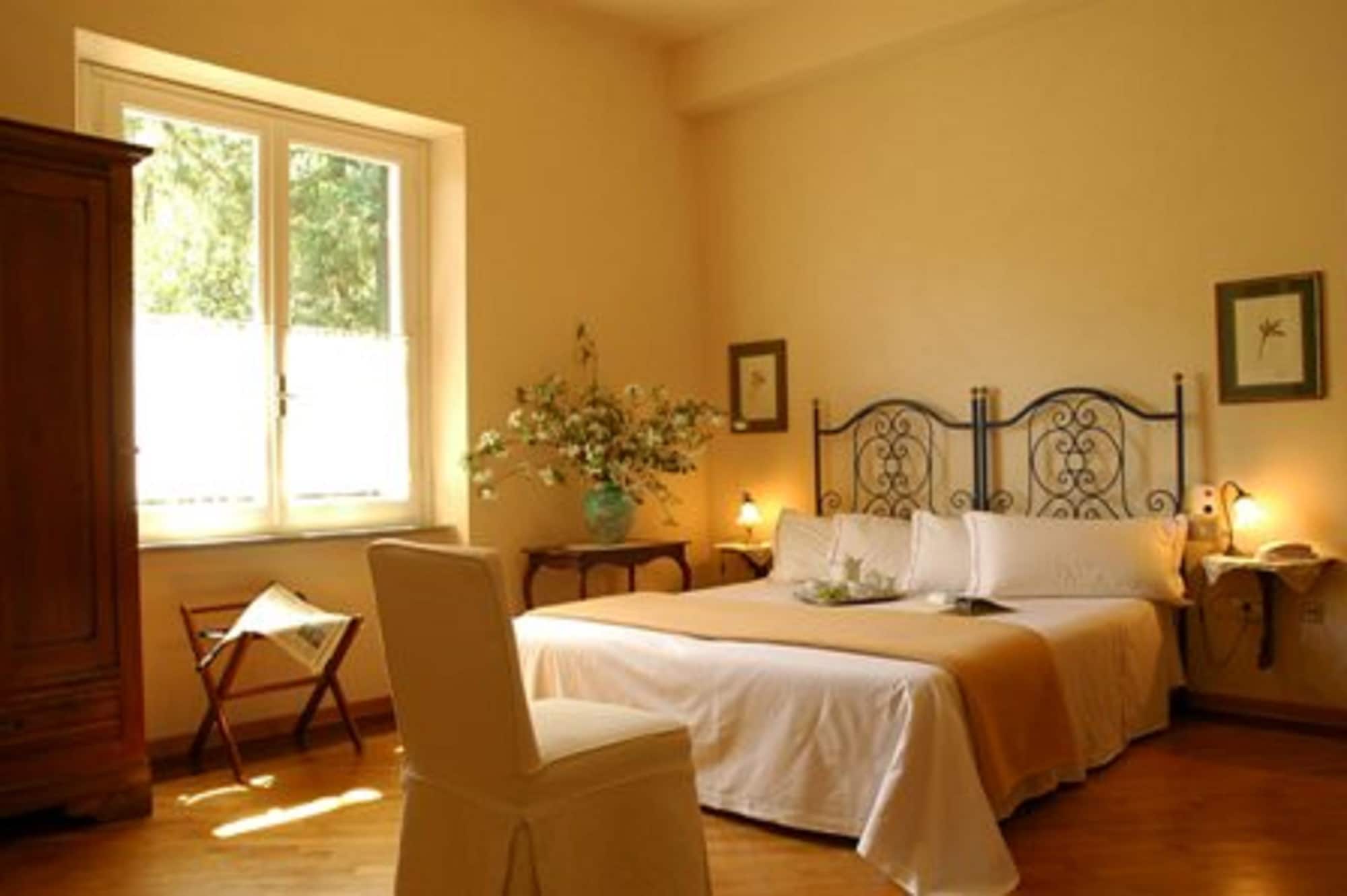 STANDARD, DOUBLE OR TWIN BED