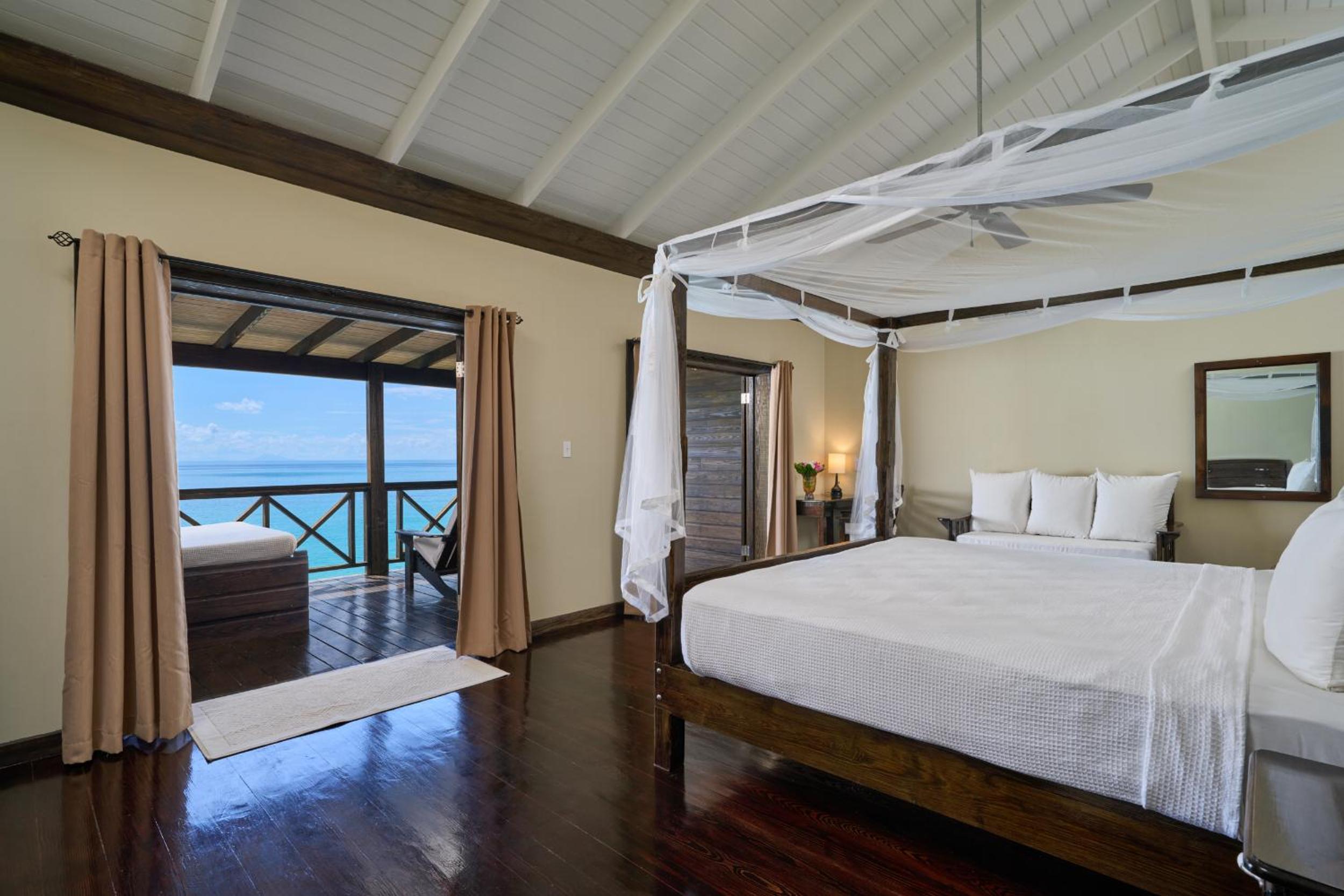 Sunset, King Bed, Beach Front