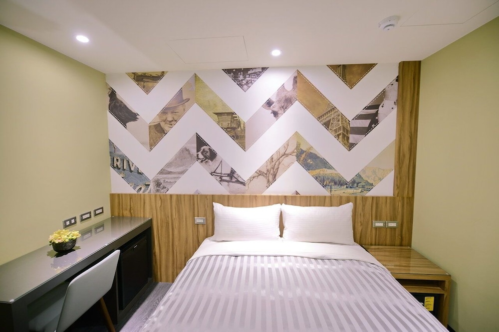 XIMEN HOTEL 16/70
