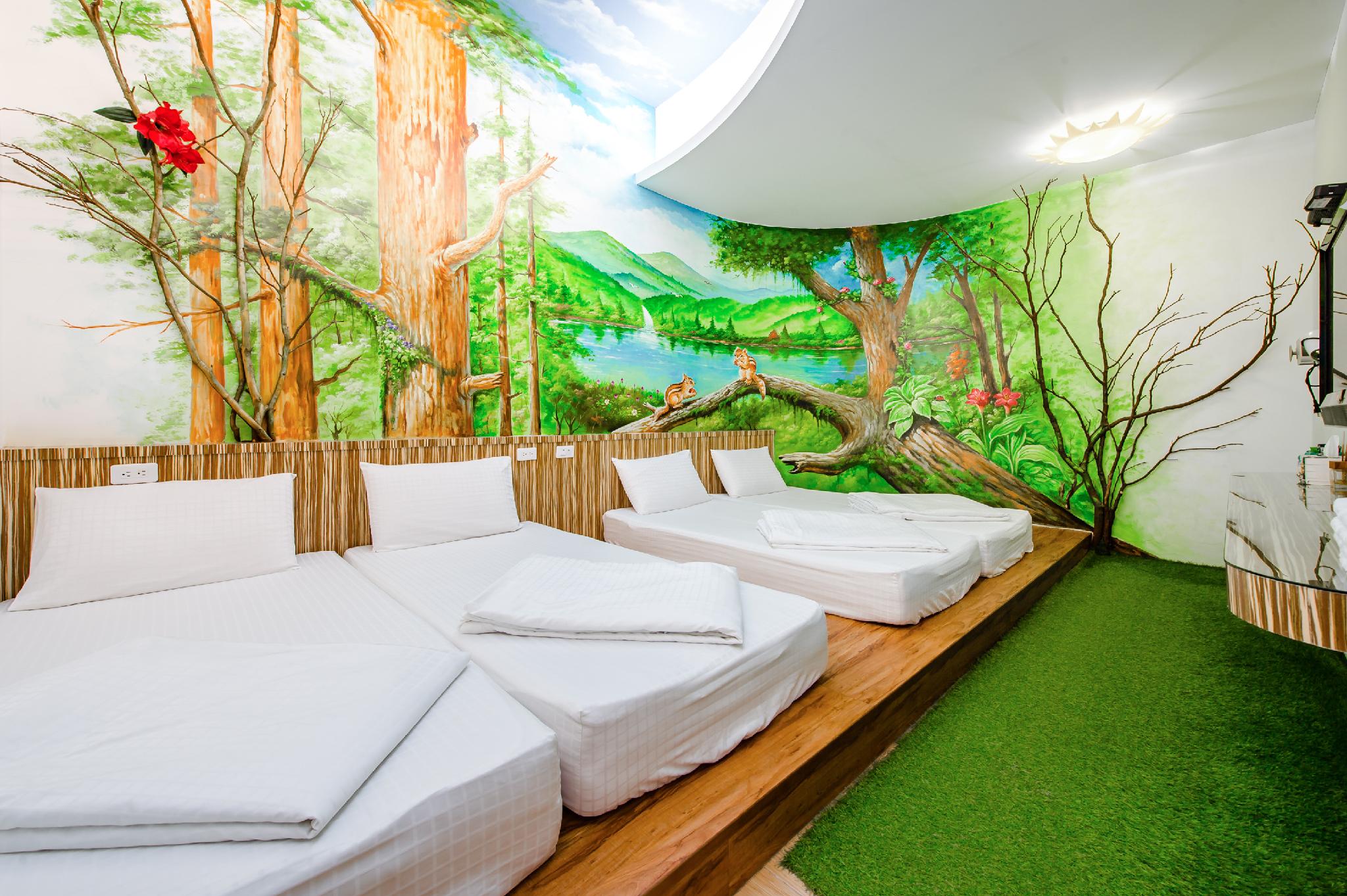 Room, Quadruple