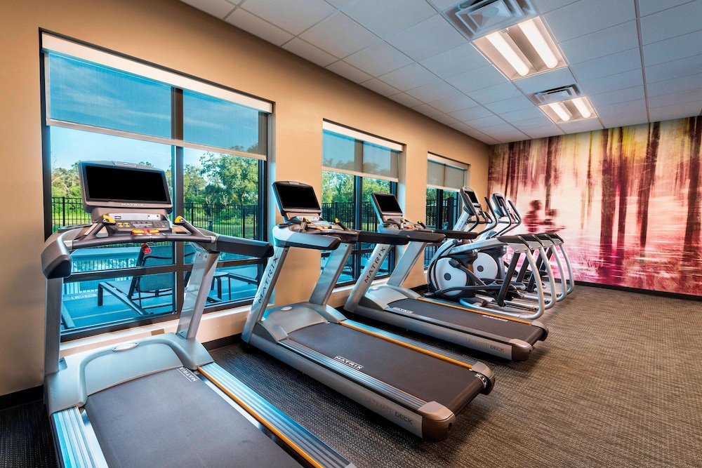 Courtyard By Marriott Tampa Northwest/Veterans Expressway 24/50