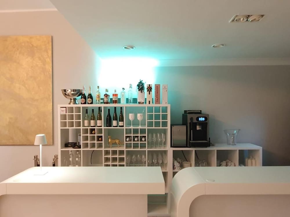 Hotel Monte Christo 38/50