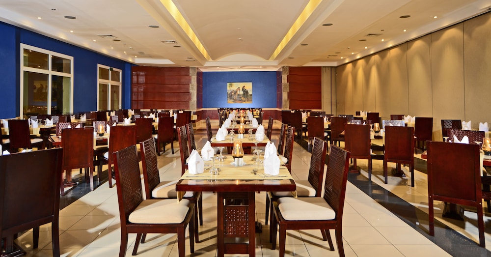 Naama Bay Hotel & Resort 56/72