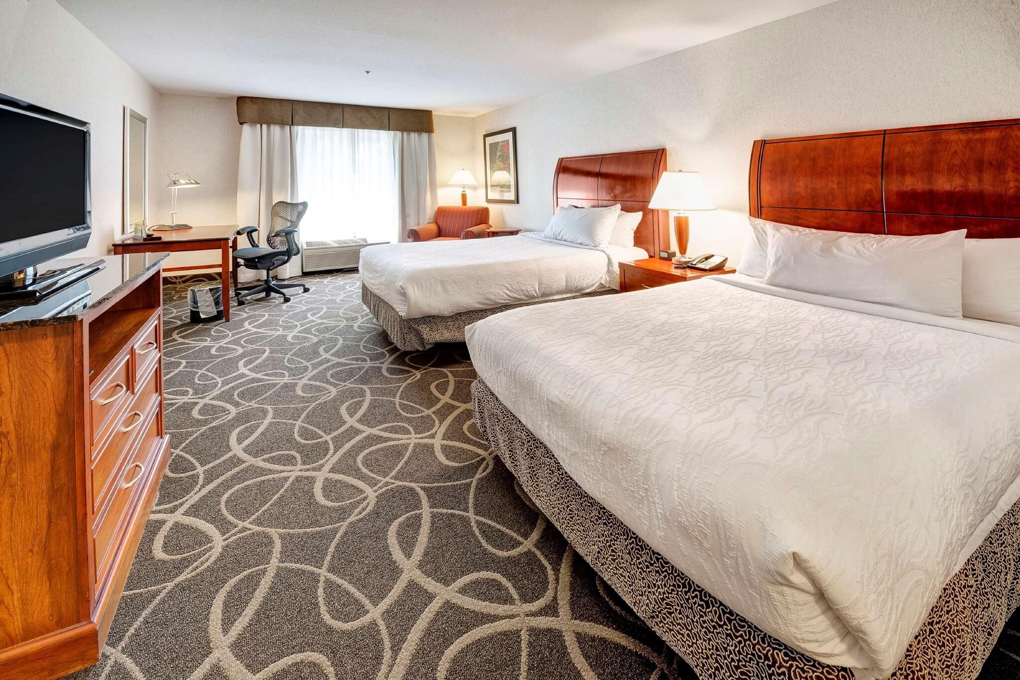 1 BEDROOM, SUITE, KING BED, SOFA