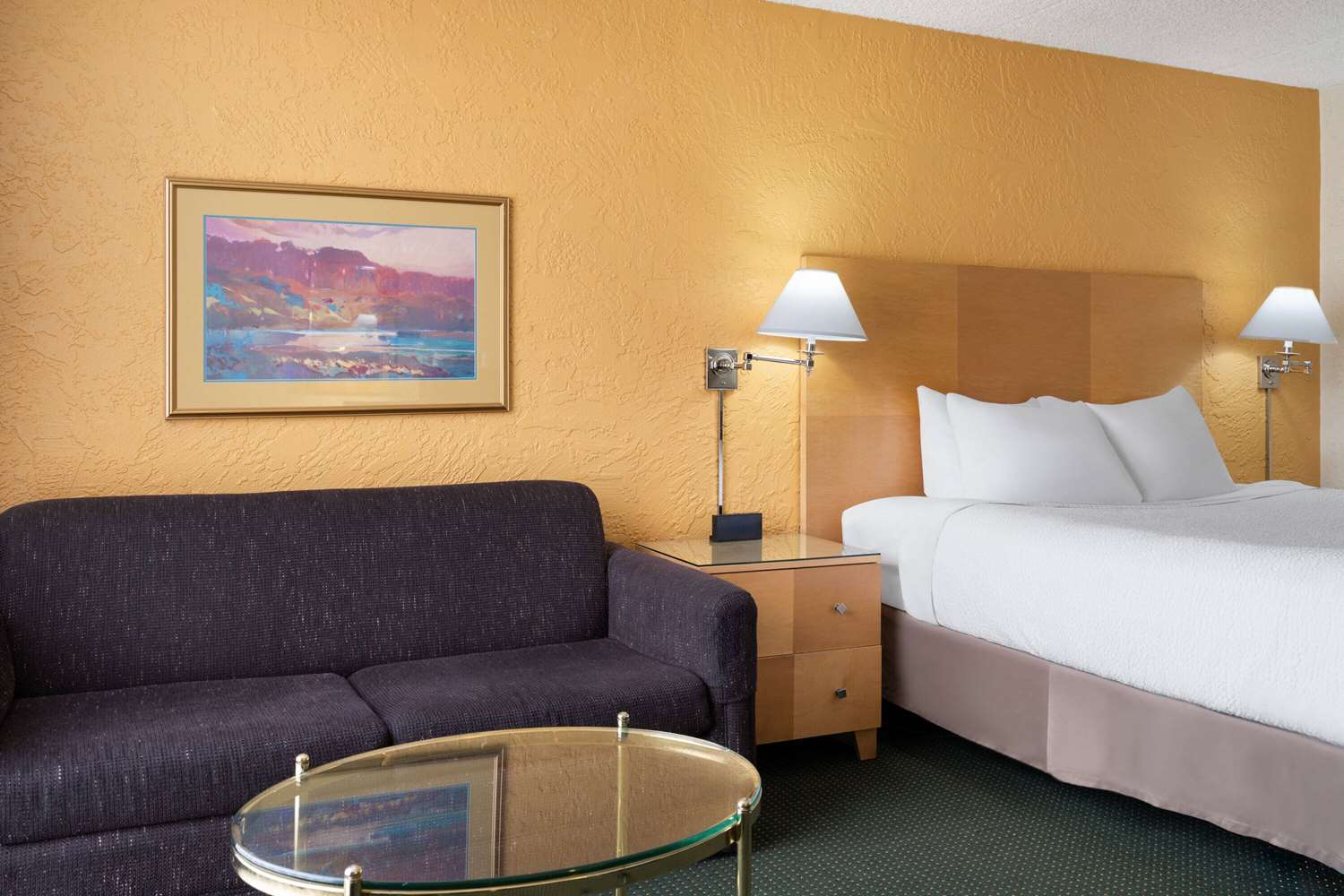 Ramada by Wyndham Tucson 13/63