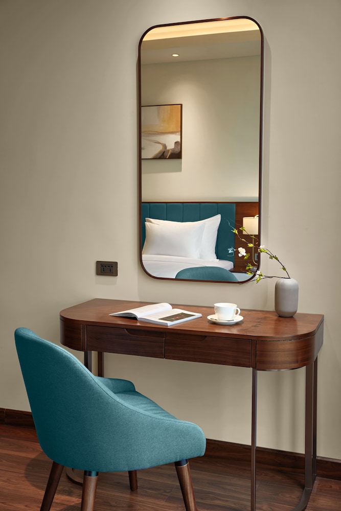 THE WATSON PREMIUM HALONG HOTEL 9/50
