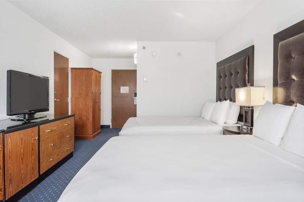 Room, 2 Queen Beds