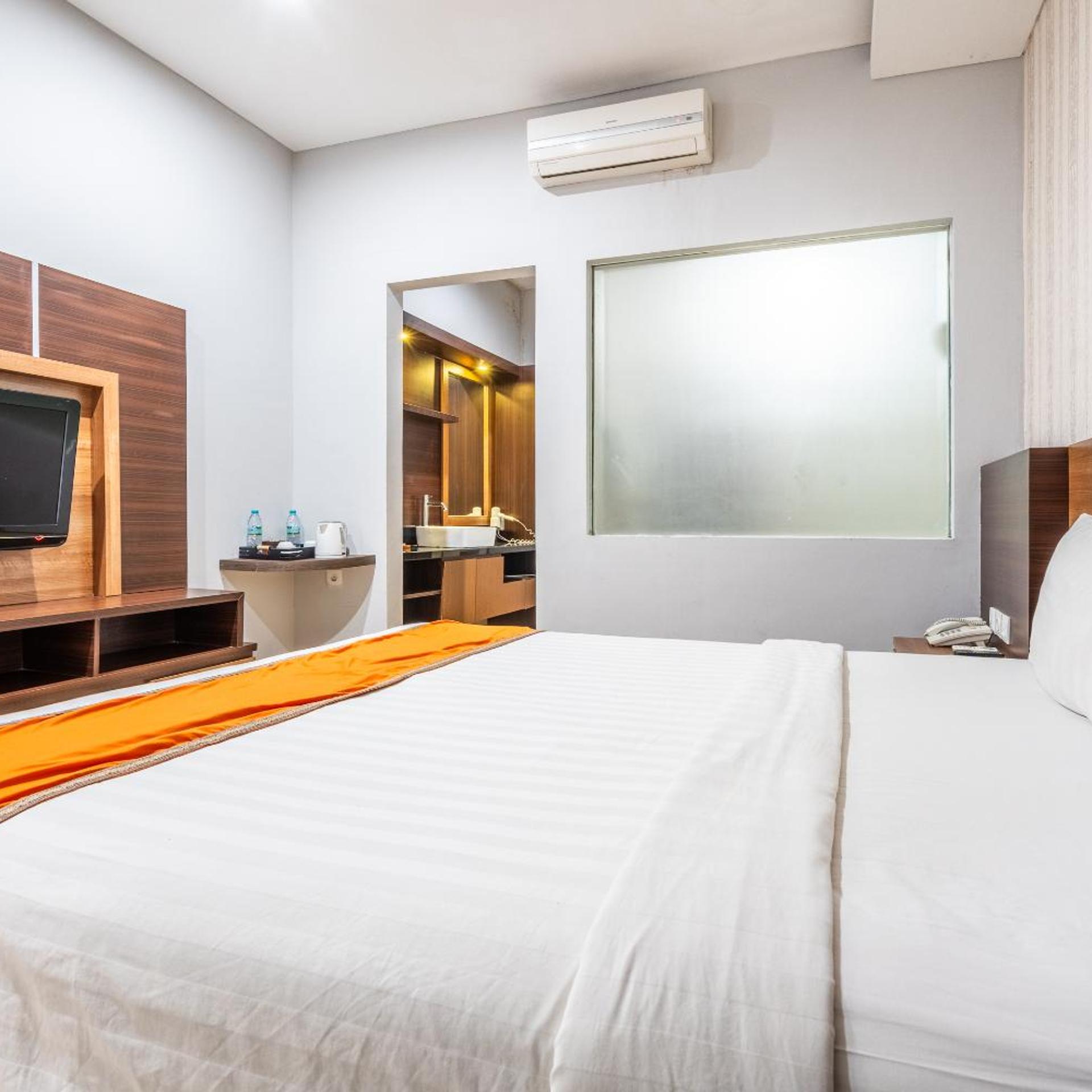 SUPERIOR, DOUBLE BED
