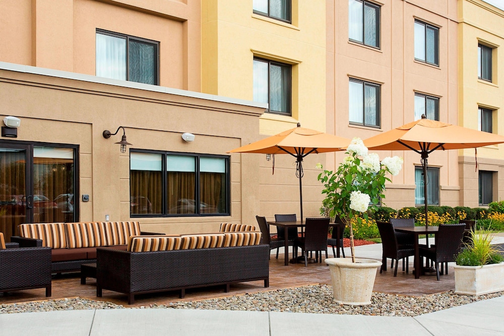Courtyard Marriott Binghamton 5/39