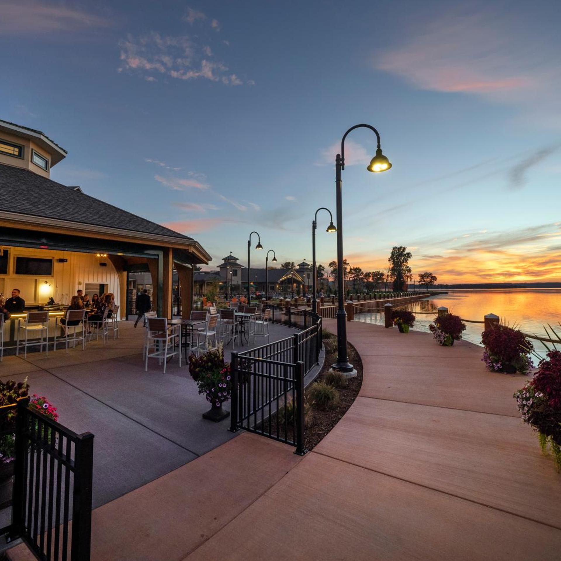 Chautauqua Harbor Hotel 29/30