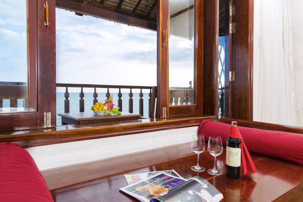 Rock Water Bay Beach Resort &amp; Spa 29/50
