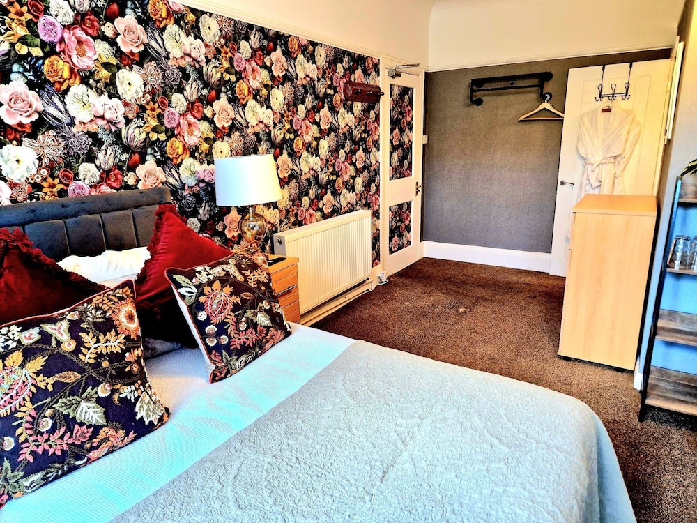 Superior, Suite, Double Bed, Ground Floor