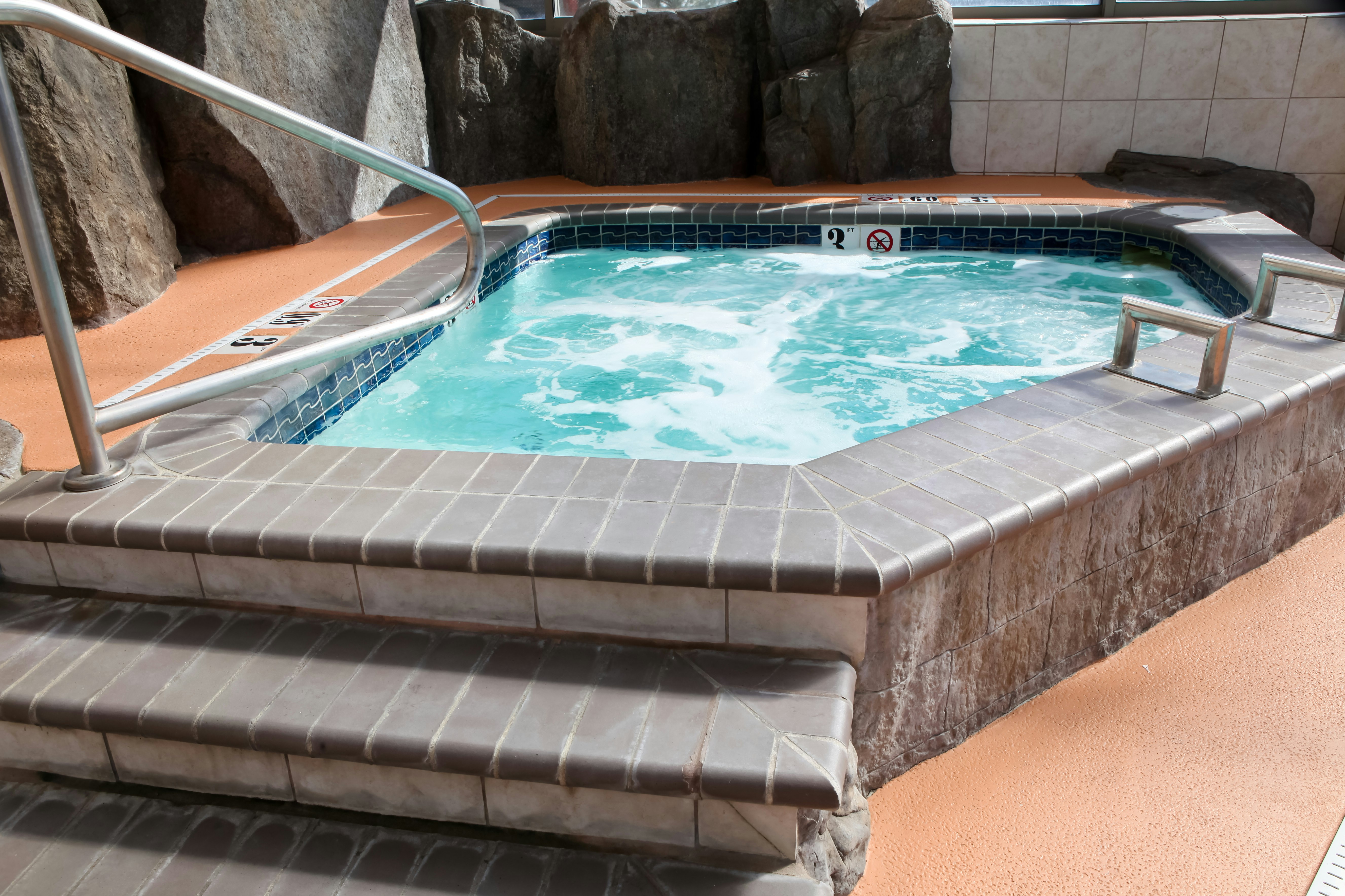 Holiday Inn Express Hotel Suites Richland 38/52