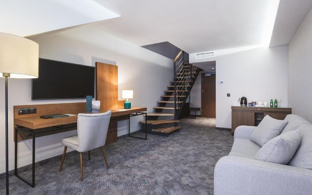 Green Mountain Hotel & Apartments 18/29