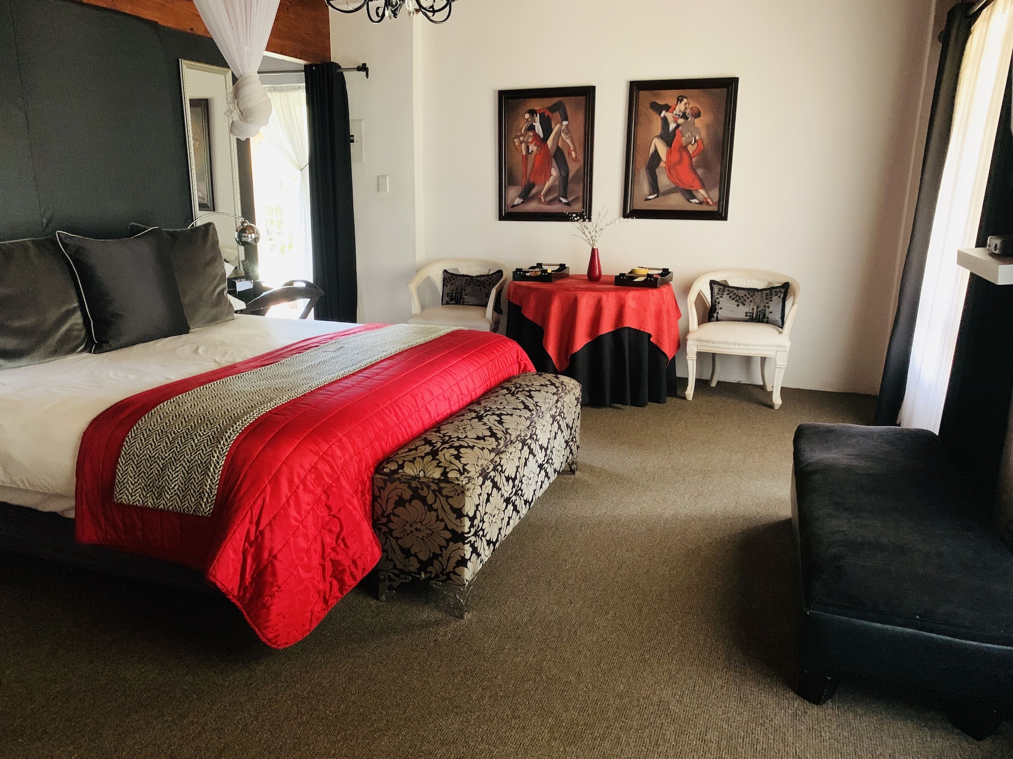 Honeymoon, King Bed