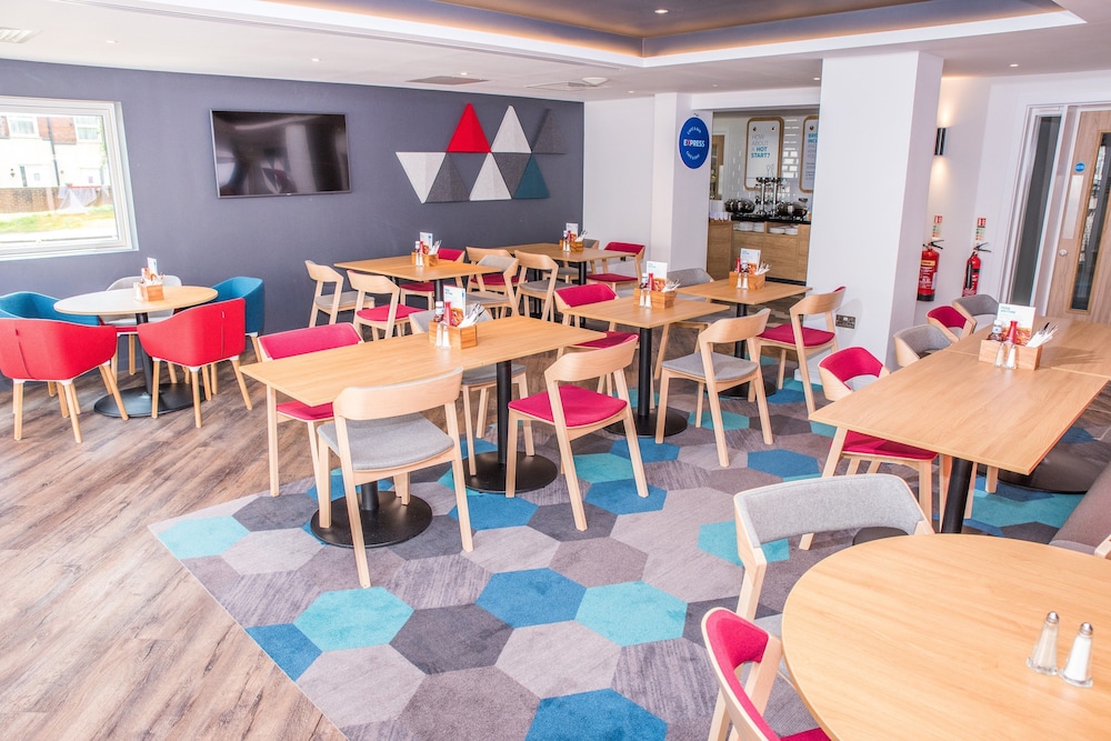 Holiday Inn Express Exeter City Centre 37/47