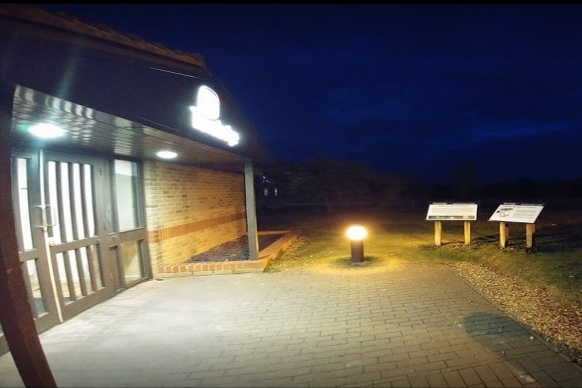 Travelodge Cambridge Fourwentways 21/27