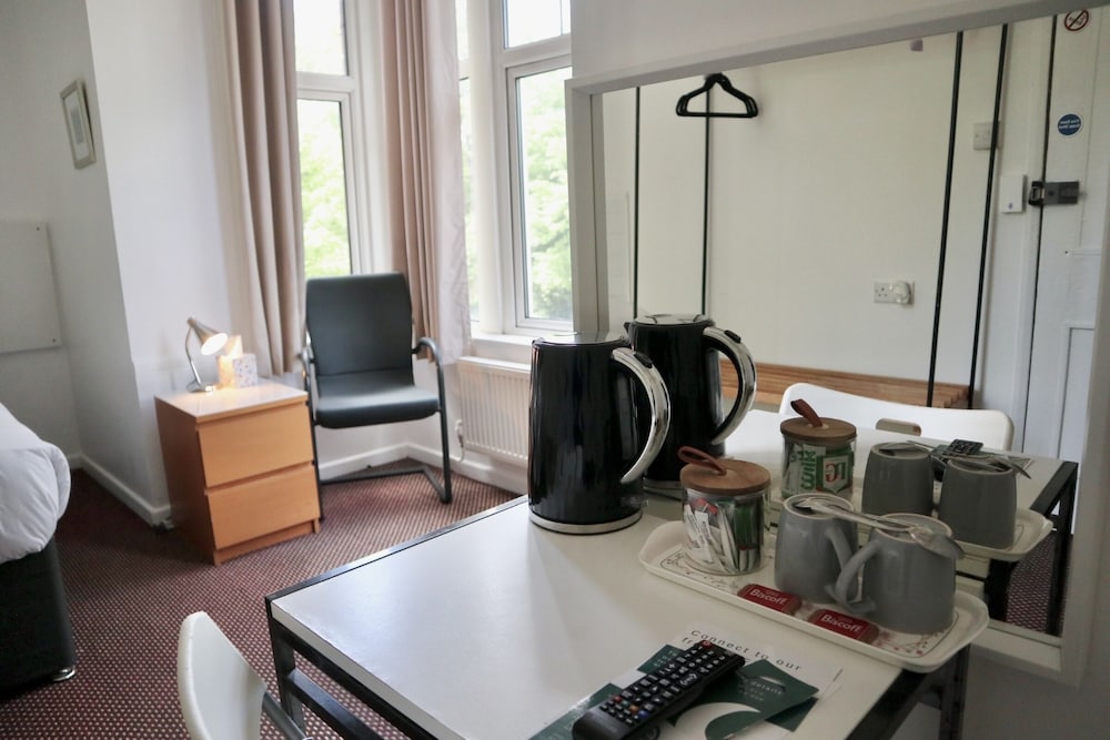 City Lodge Guest House 34/51