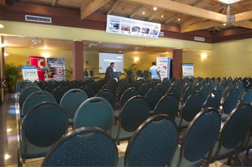 KARIBE HOTEL 38/42