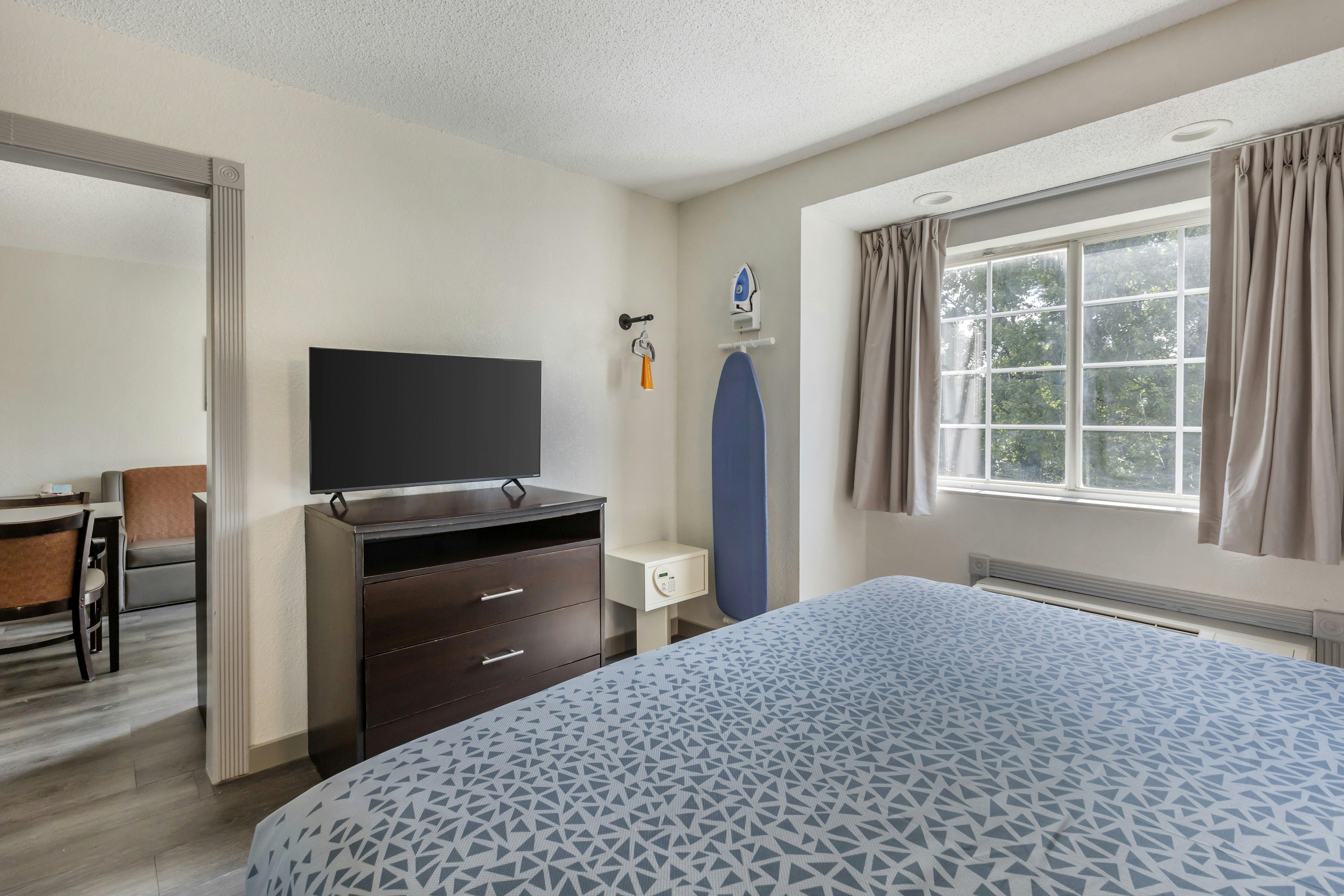 Econo Lodge Inn Suites Greenville 59/69