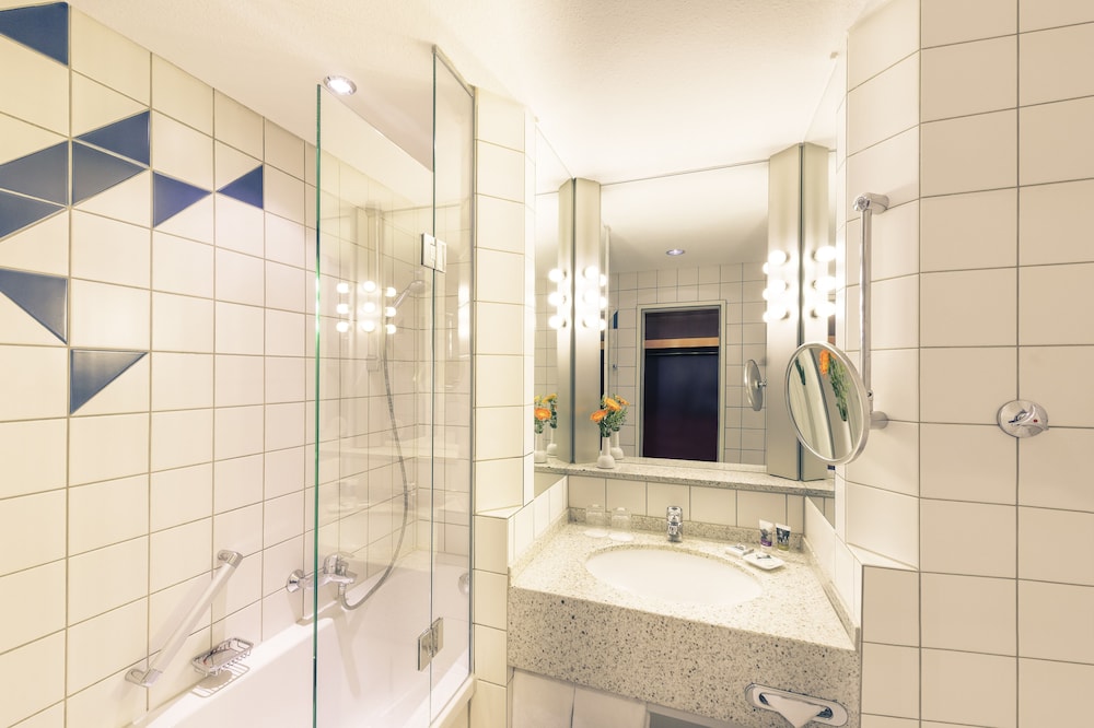 غرفة بريفيليج بسريرين منفصلين، Mercure Hotel Koeln City Friesenstrasse 9/9