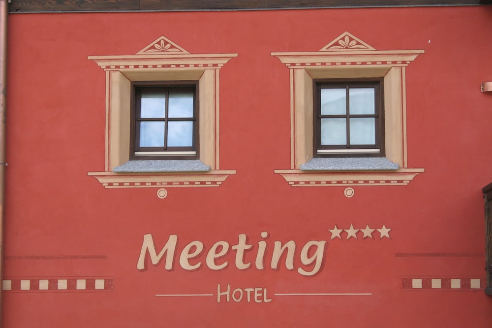 Meeting Hotel 2/64
