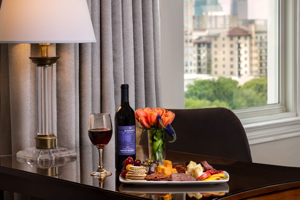 Warwick Melrose Hotel Dallas 29/33