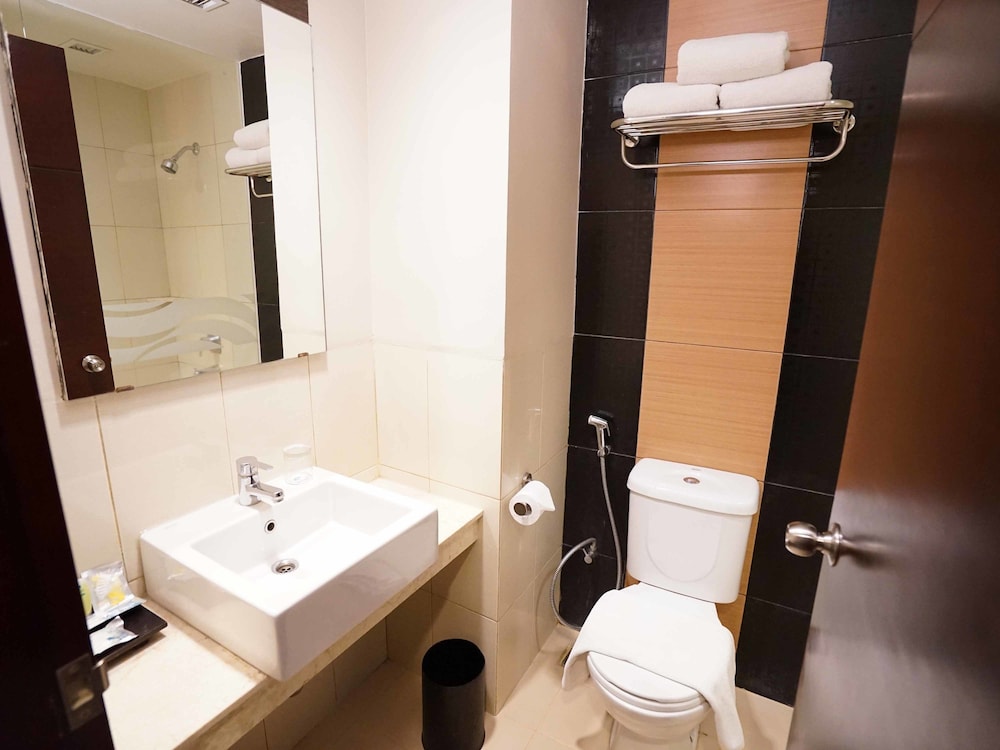 Solaris Hotel Malang 12/52