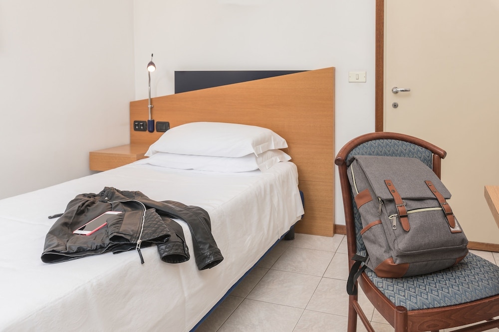 Hotel San Pancrazio 28/50