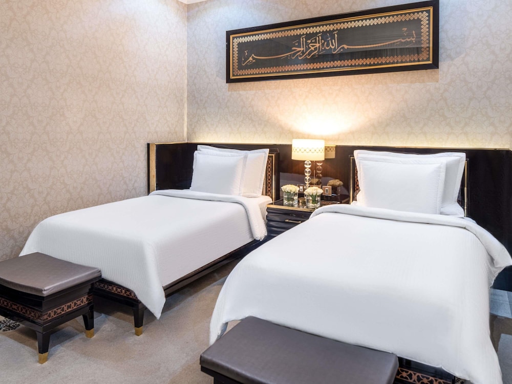 زمزم بولمان المدينة(PULLMAN ZAMZAM MADINA) 17/64