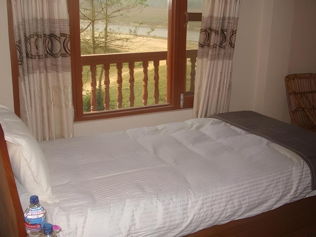 River Bank Inn 17/26