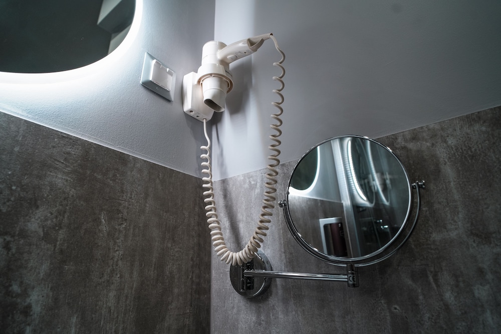 CIVITAS BOUTIQUE HOTEL 48/79