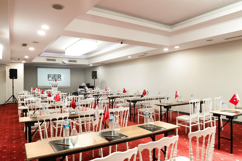 Fier Boutique Hotel - Boutique Class 40/50
