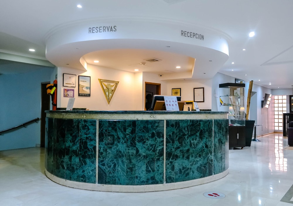 HOTEL INTERNACIONAL LA TRIADA 4/65