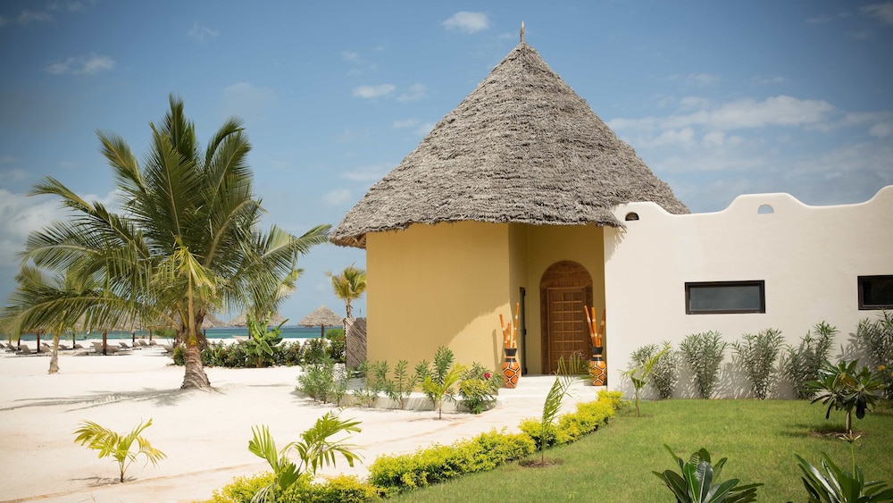 Gold Zanzibar Beach House and Spa 46/50