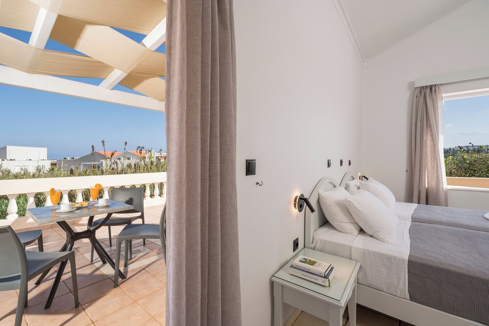 Caretta Beach 32/62