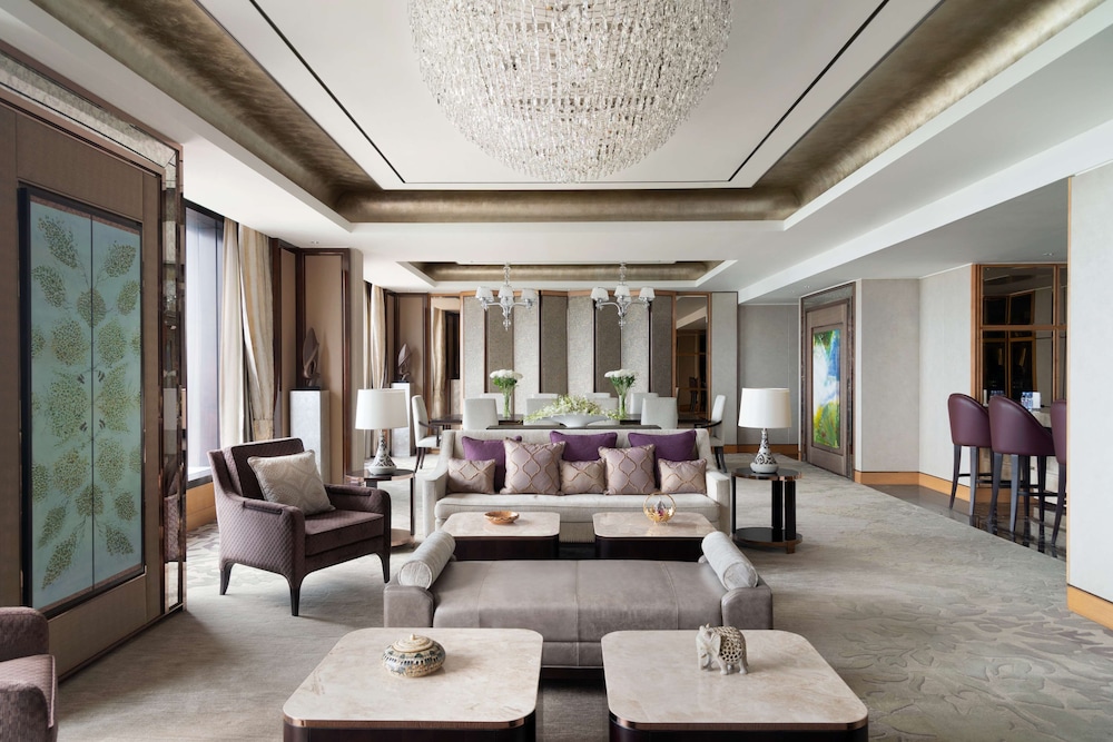 Shangri-La Hotel Bengaluru 50/82
