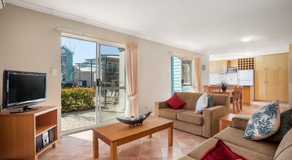 C Mandurah Resort and Serviced Apartments 30/47