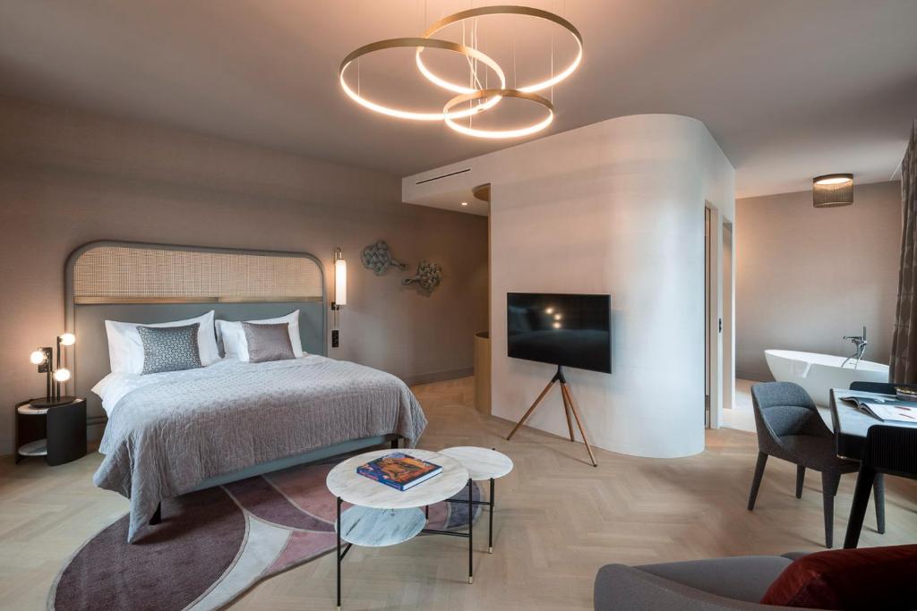 Junior Suite