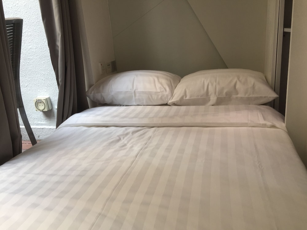Homy Hotel Central 32/57