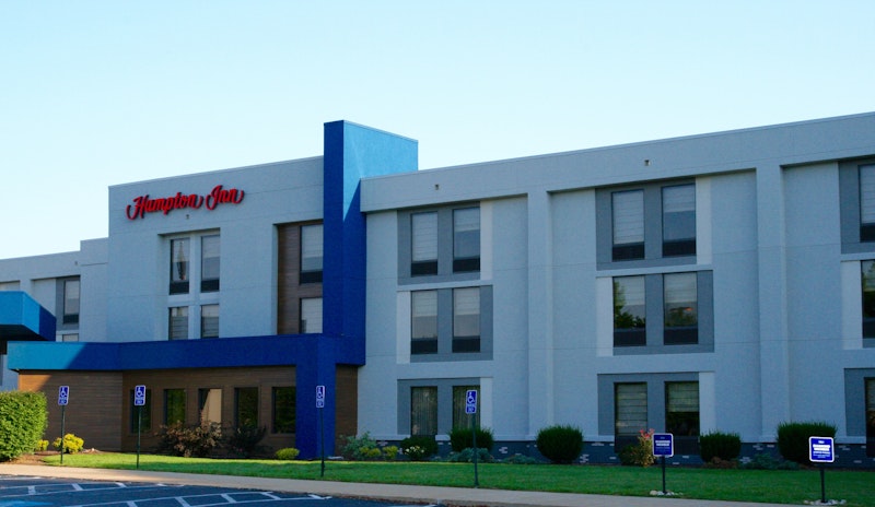 Hampton Inn DuBois 2/45