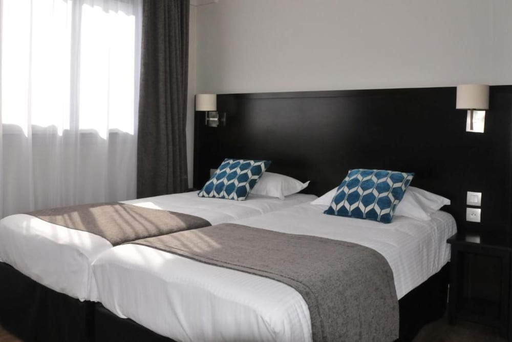 Quatrans Hotel 20/63