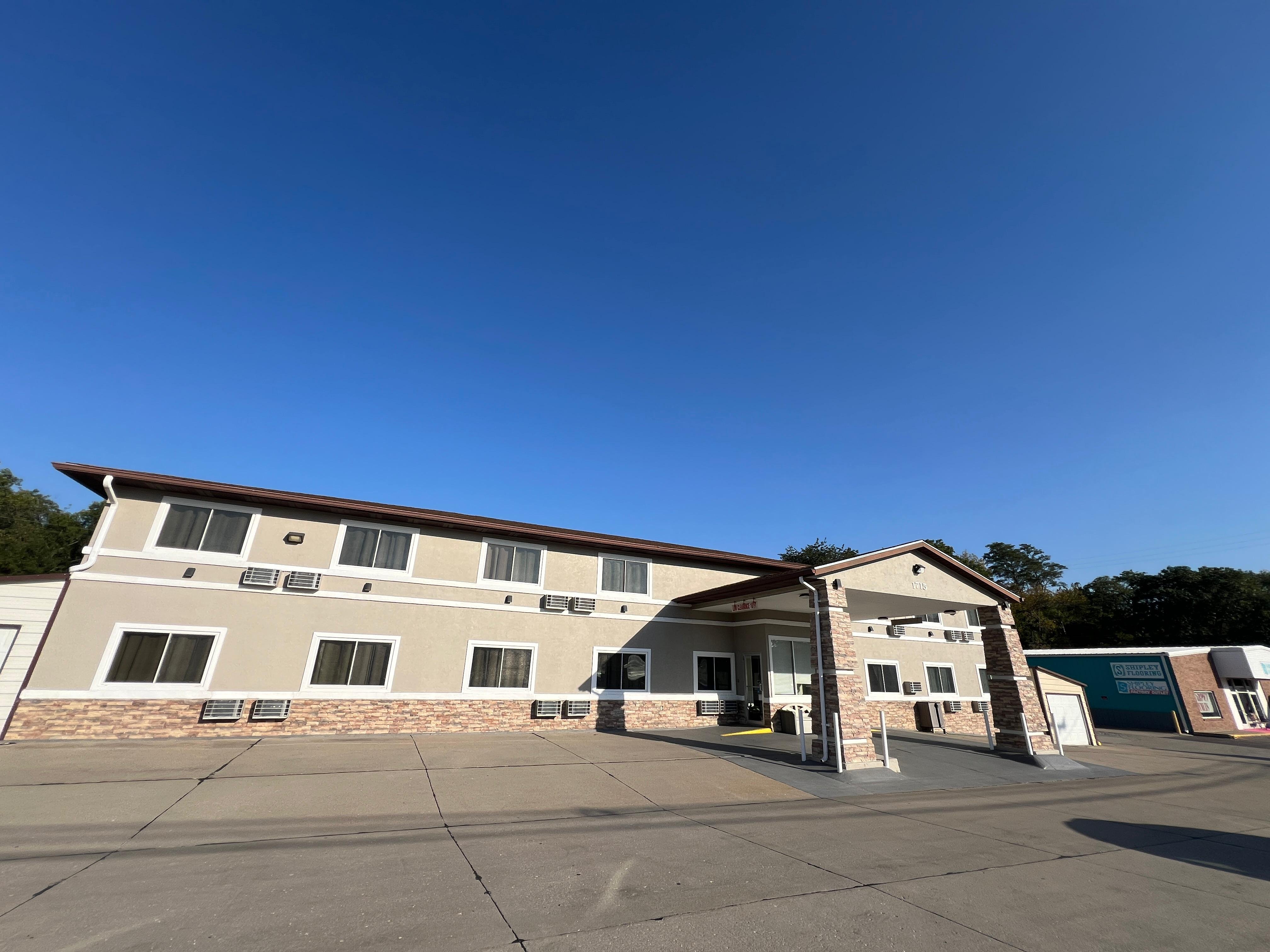 Deluxe Inn Capital O Nebraska City I 29 in NEBRASKA CITY - NE