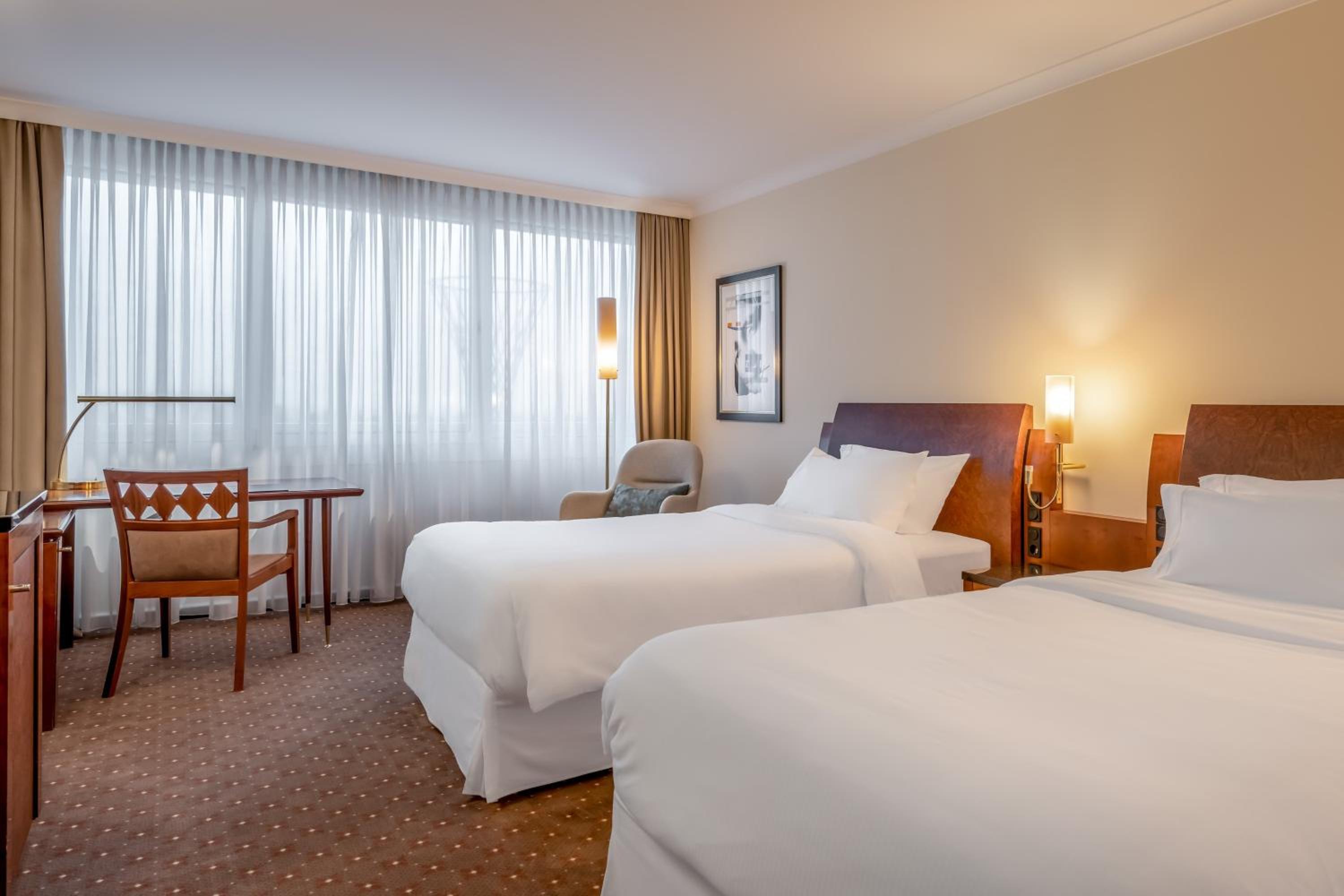 Deluxe, Single Bed